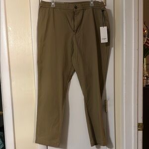 Goodfellow & Co Tan Chinos Relaxed Fit